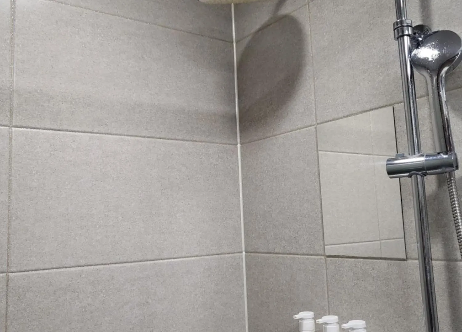 Value Stay Songdo 21층 호수뷰 루프탑수영장 호텔침구 스마트tv 공항30분 Incheon 0*,